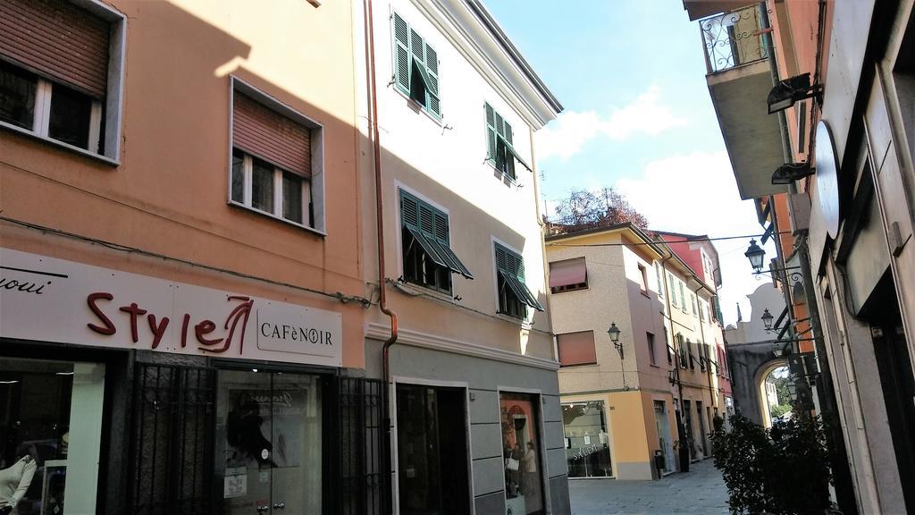 Porta Romana Sarzana Bagian luar foto